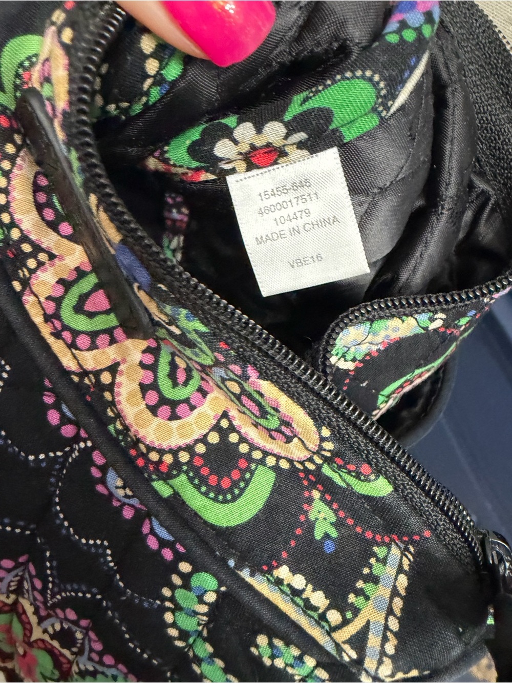 Retired Vera Bradley Kiev Paisley Little Crossbody Bag - Picture 8 of 12